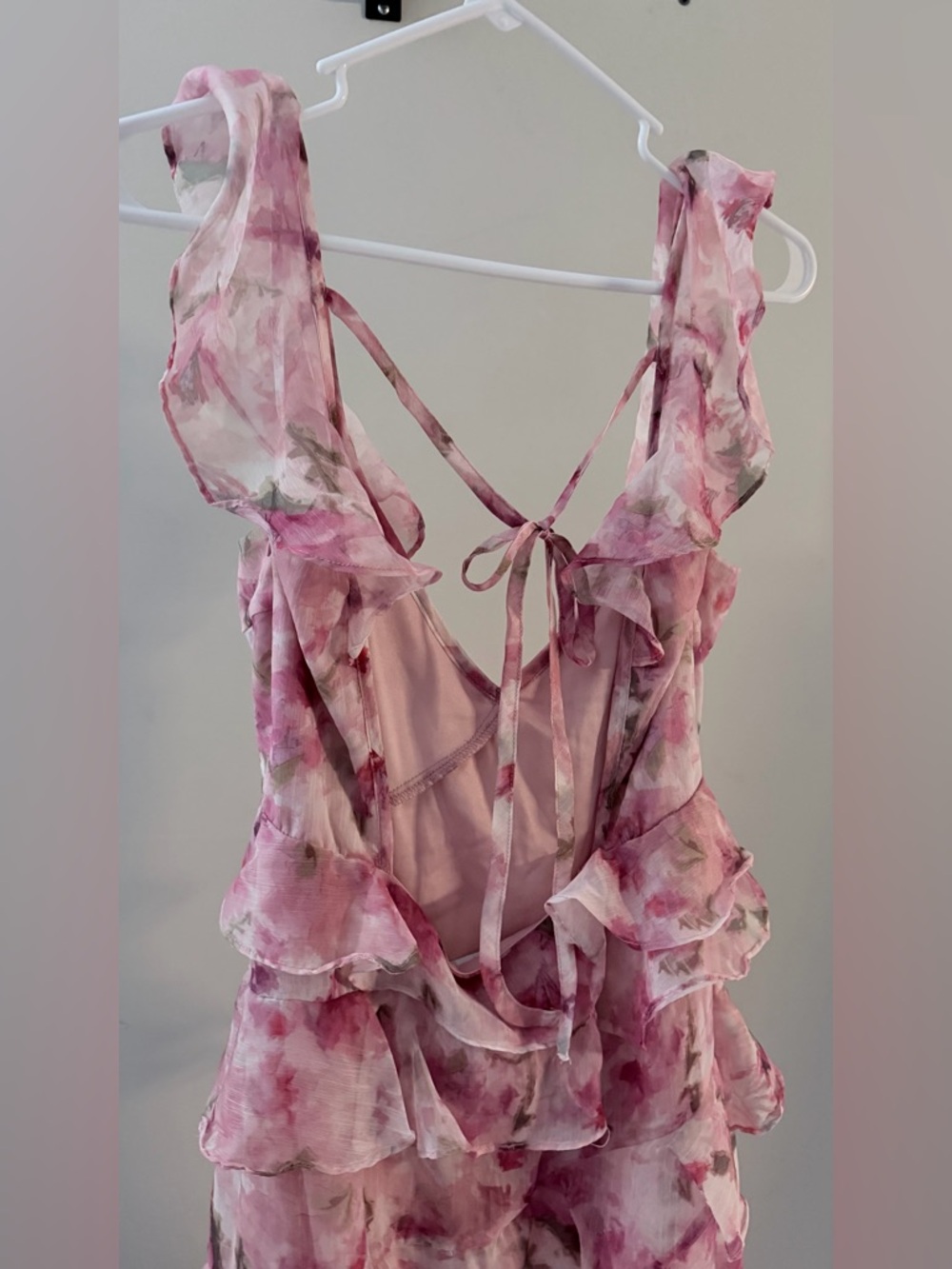 NWT Lulu's Pink Floral Ruffle-Tier Open Back with Tie Maxi Dress XL - Picture 7 of 9